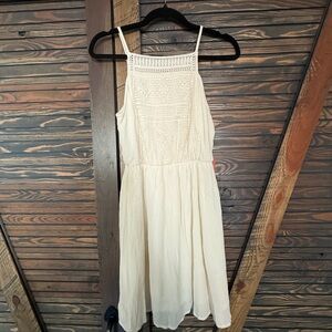 Elegant Cream Sleeveless Dress